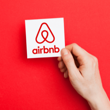 An overview to Airbnb experiences: Pros and Cons