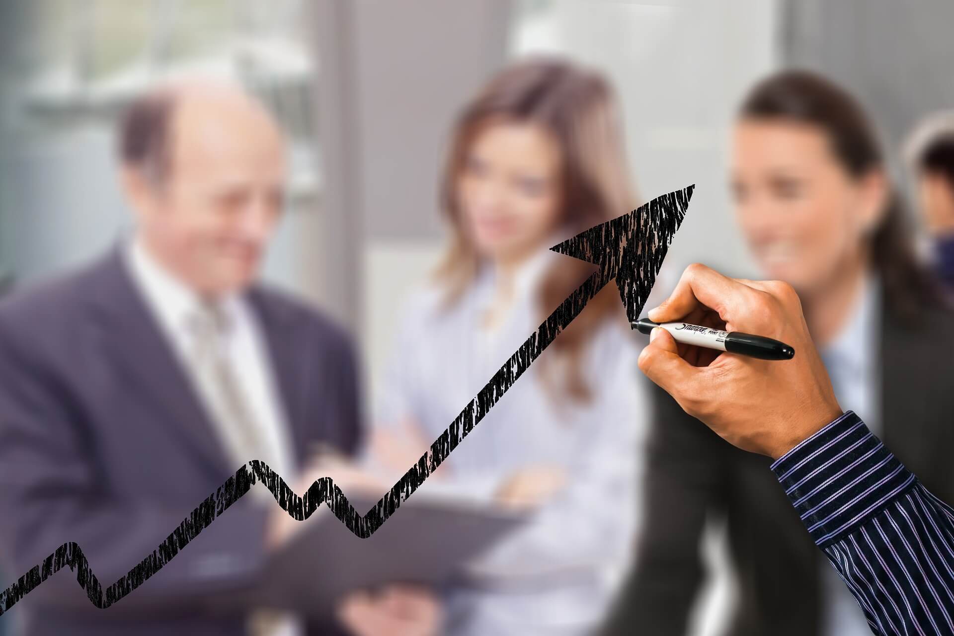 A guide for how to grow your tour and activity operator business through affiliate partnerships