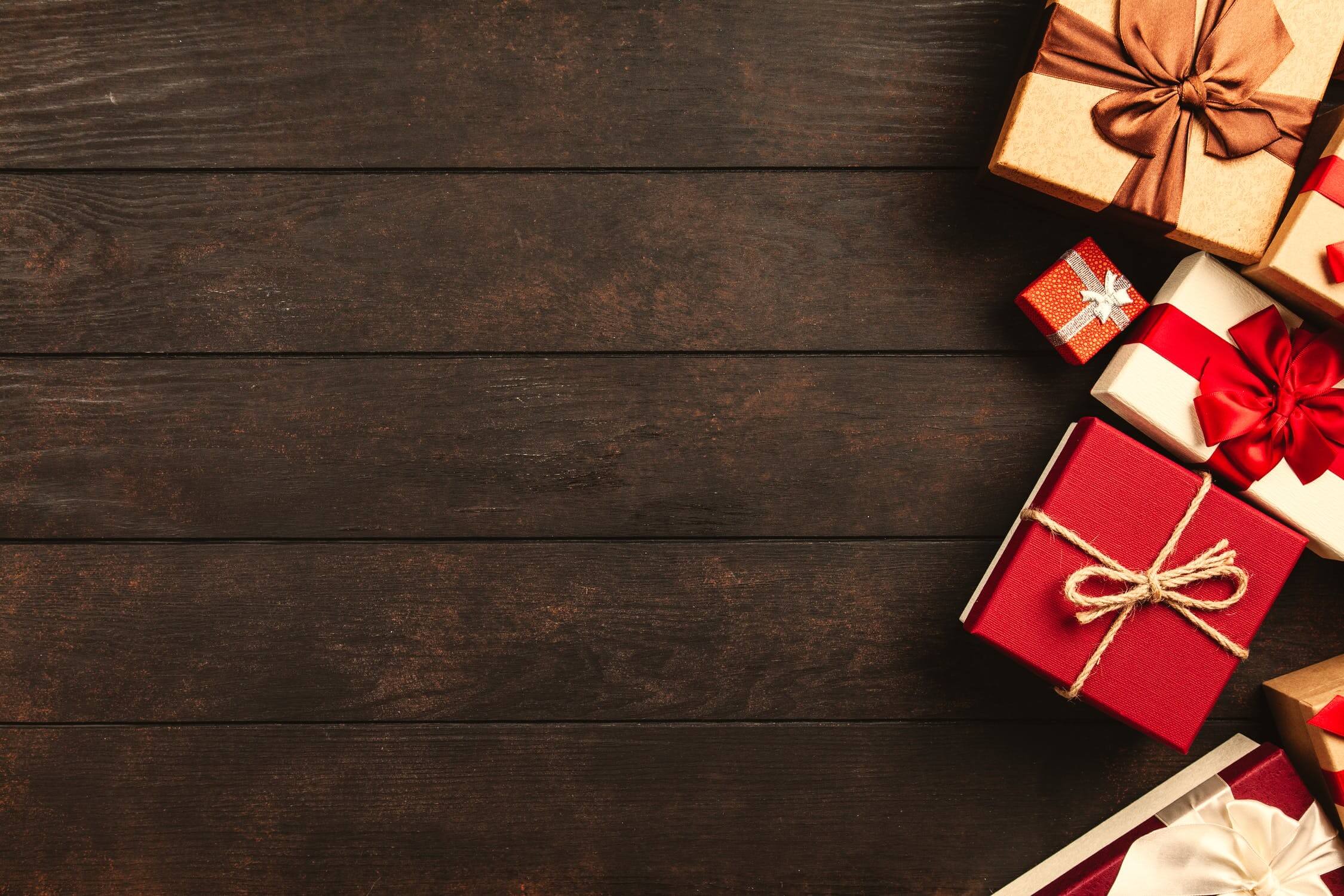 12 Tactics To Sell More Gift Cards This Holiday Season